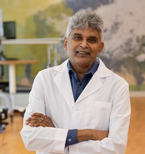 Headshot of Dr. Mahesh Ramachandran 